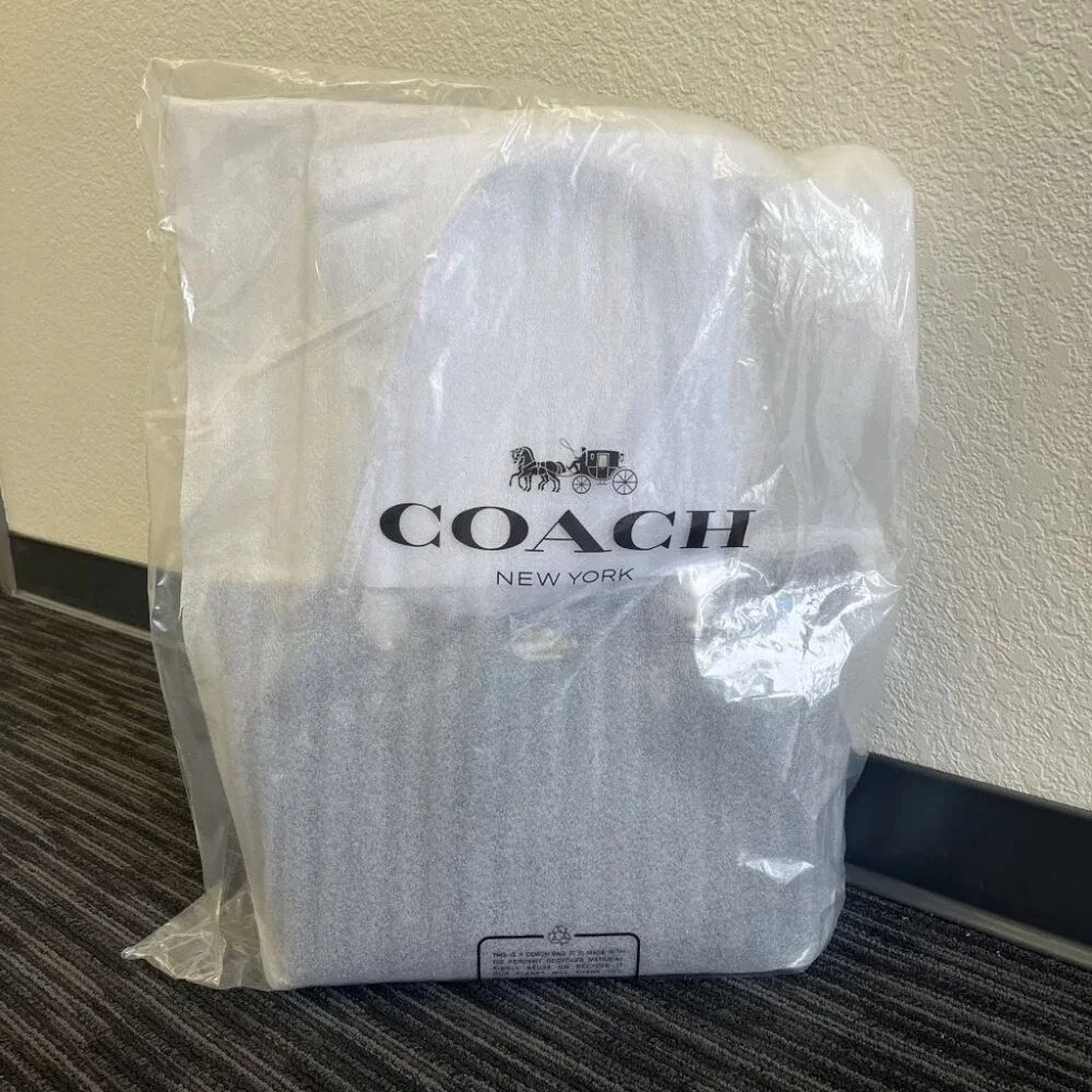 COACH GALLERY TOTE BAG CV402 IMBLK - Picture 4 of 14
